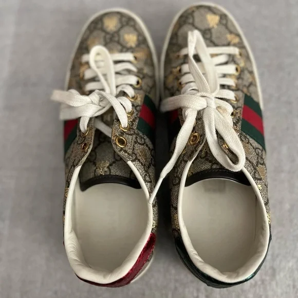 [ITL35.5/US5.5]Gucci Beige Monogram Sneakers with Red Green Accents Authentic - Picture 5 of 10